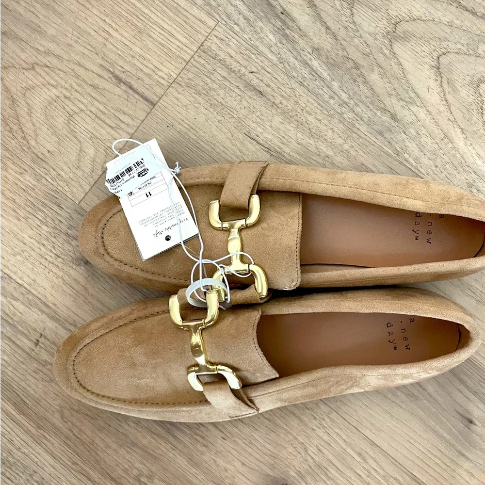 A new day carolyn suede Women's Tan Loafers size 11 - Picture 3 of 10